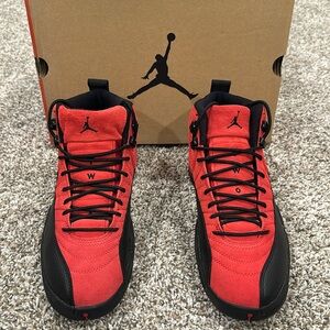 Jordan 12 reverse flu game